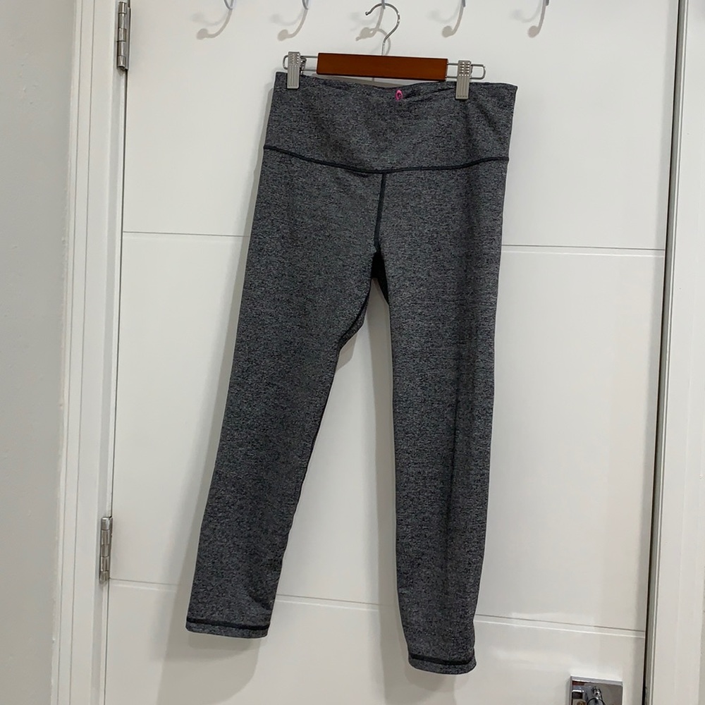 VICTORIA’S SECRET SPORT WORKOUT CAPRIS